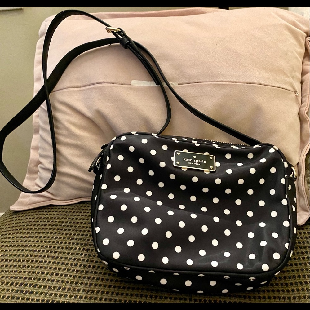 Kate Spade Crossbody - like new!!